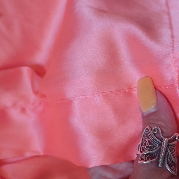 Victoria's Secret Coral Peach Silky Tie Robe - Picture 2 of 6